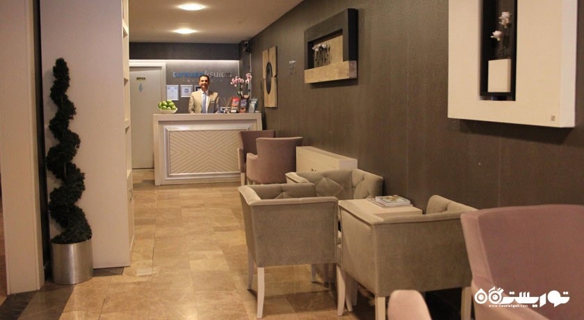 نمای کلی از لابی هتل